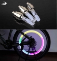 1pcs luces de bicicleta mtb mountain road bike luces de bicicleta LEDS Neumático Neumático Válvula Tapas Radios de rueda Luz LED